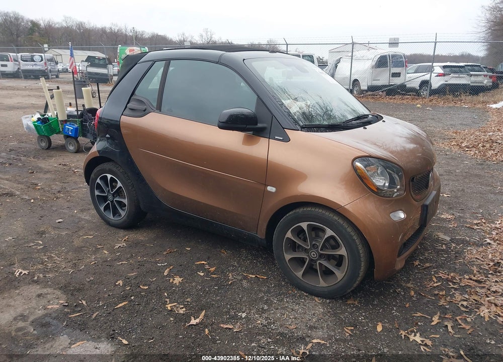 2017 SMART FORTWO PASSION VIN: WMEFK5DA9HK152980