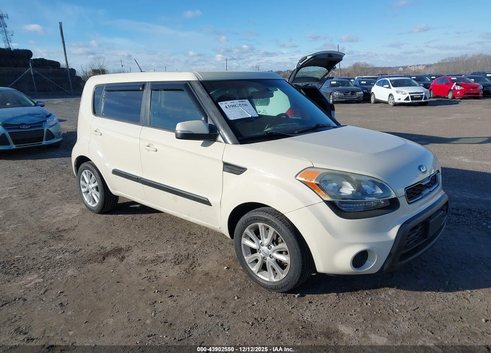 2013 KIA SOUL + VIN: KNDJT2A64D7510021