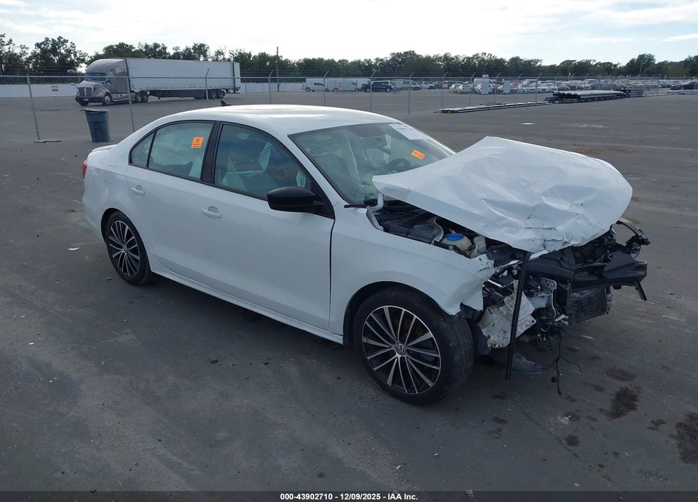 2015 VOLKSWAGEN JETTA 1.8T SPORT VIN: 3VWD17AJ5FM427904