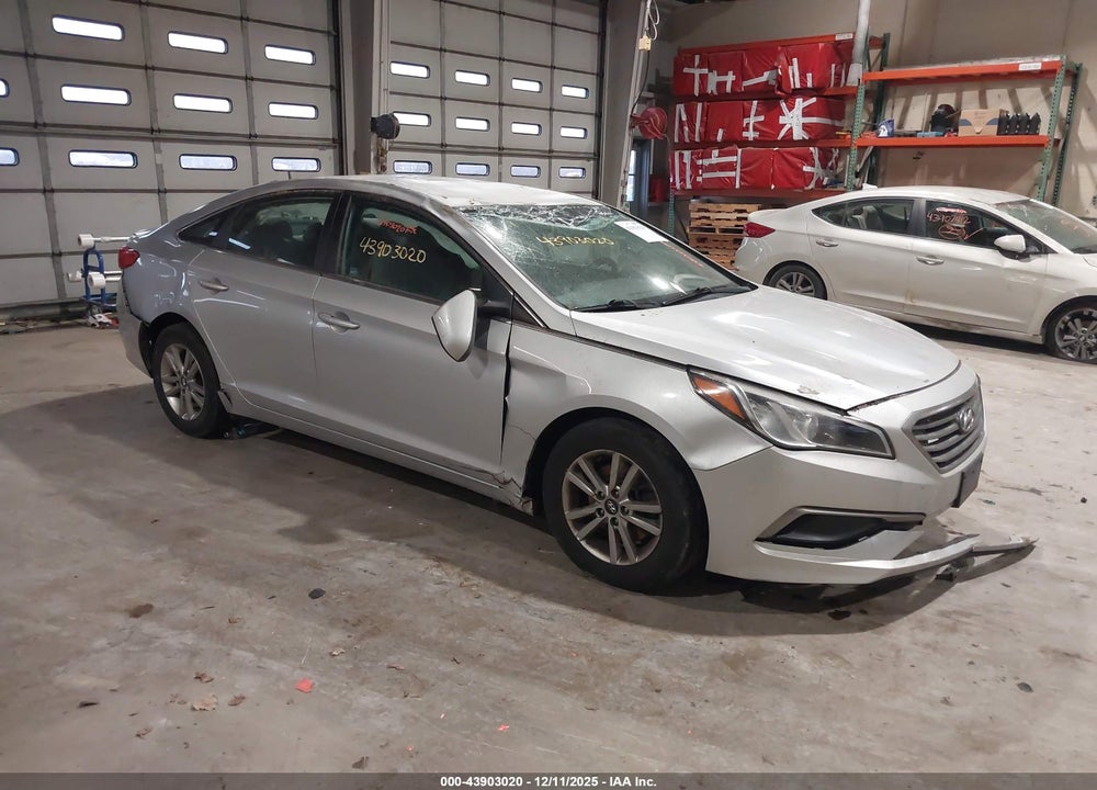 2016 HYUNDAI SONATA VIN: 5NPE24AF0GH400955