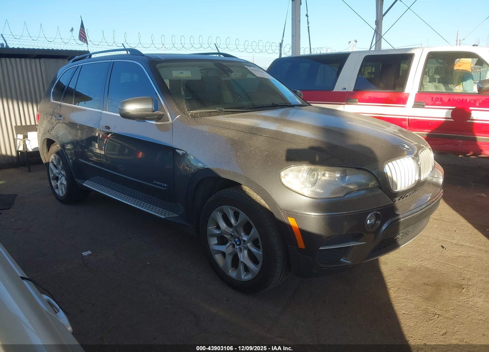 2013 BMW X5 XDRIVE35I/XDRIVE35I PREMIUM/XDRIVE35I SPORT ACTIVITY VIN: 5UXZV4C58D0E03318