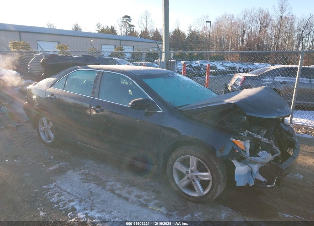 2014 TOYOTA CAMRY SE VIN: 4T1BF1FK6EU302457