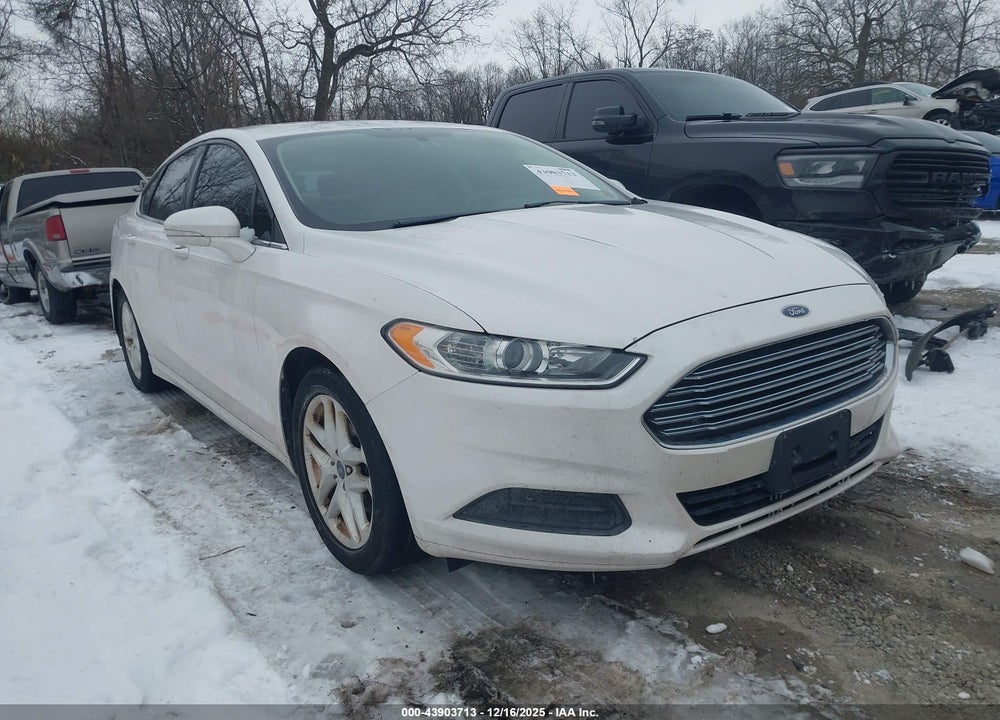 2013 FORD FUSION SE VIN: 3FA6P0HR8DR320400