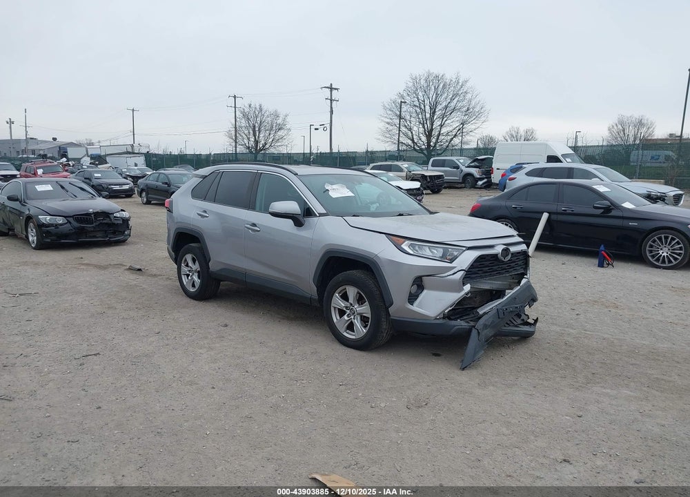 2019 TOYOTA RAV4 XLE VIN: 2T3P1RFV6KC023172