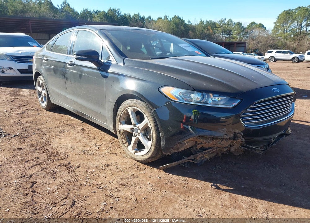 2014 FORD FUSION SE VIN: 1FA6P0HD8E5388236