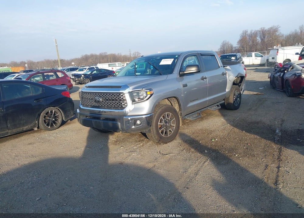 2019 TOYOTA TUNDRA SR5 5.7L V8 VIN: 5TFDY5F16KX822593