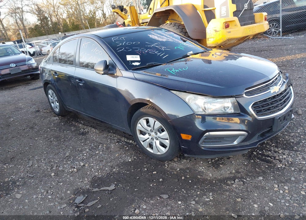 2015 CHEVROLET CRUZE LS VIN: 1G1PA5SG8F7165581