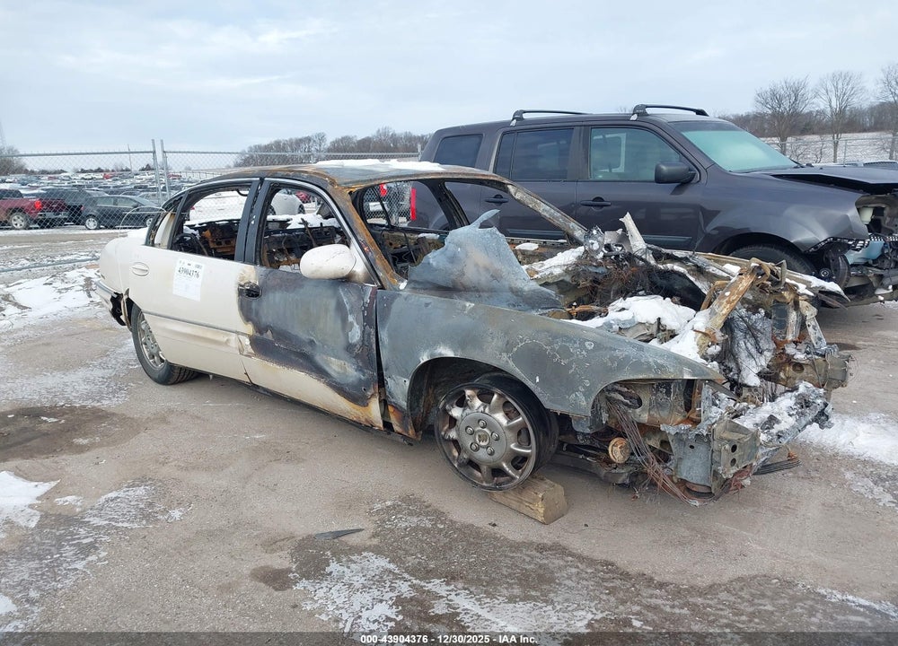 2002 BUICK PARK AVENUE ULTRA VIN: 1G4CU541024126254