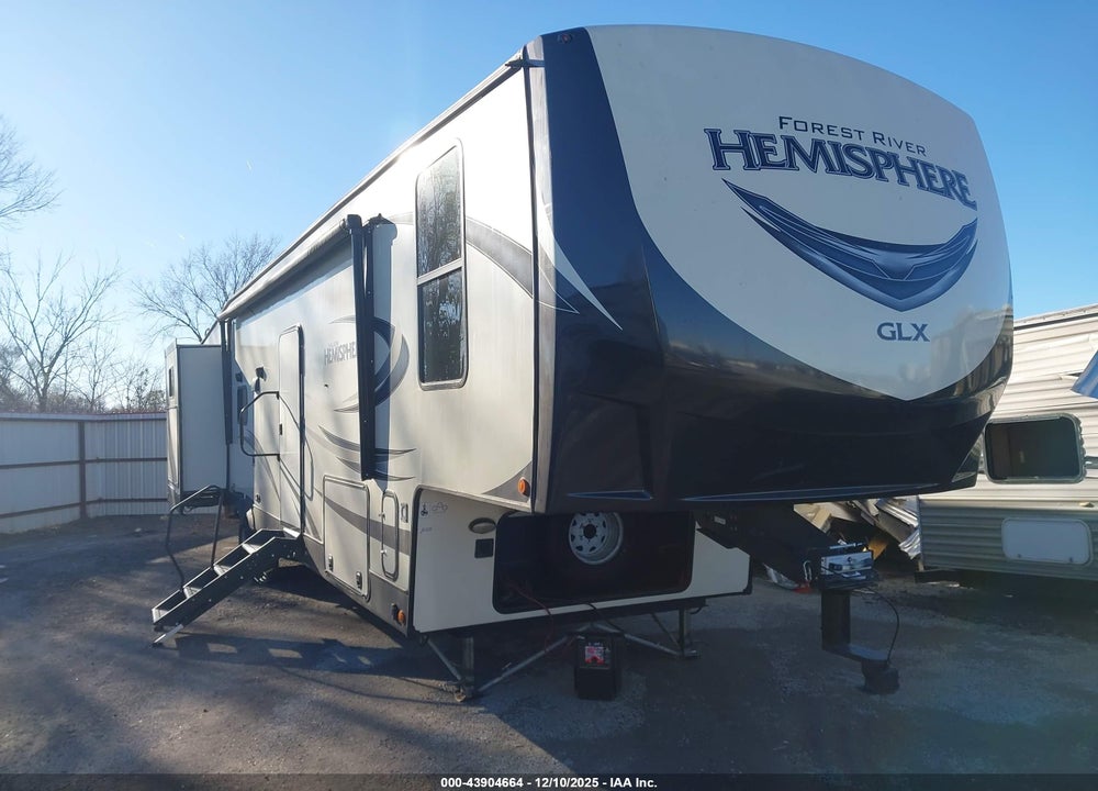 2020 FOREST RIVER SALEM HEMISPHERE GLX VIN: 4X4FSBM20LV006524