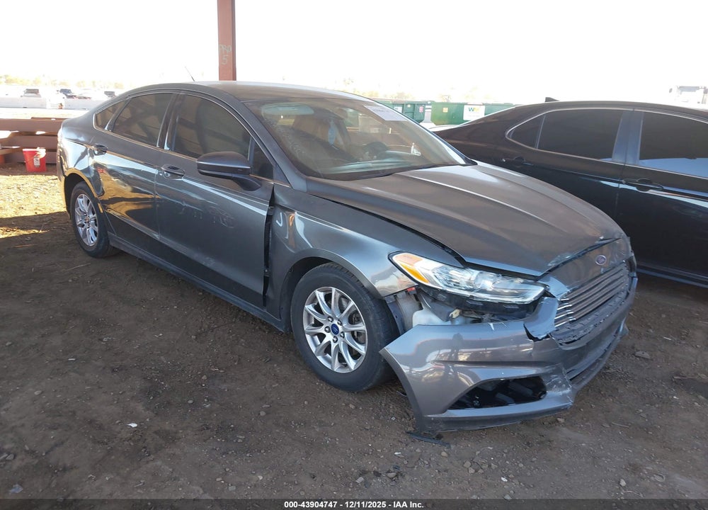 2015 FORD FUSION S VIN: 3FA6P0G71FR214065