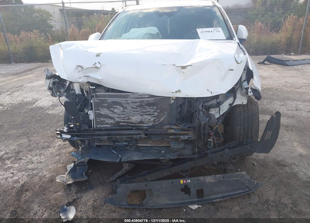 2020 HYUNDAI SANTA FE SE VIN: 5NMS23AD4LH194106