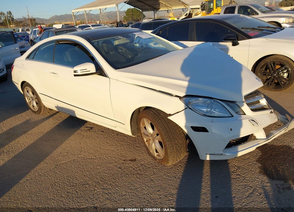 2010 MERCEDES-BENZ E 350 VIN: WDDKJ5GB0AF049939
