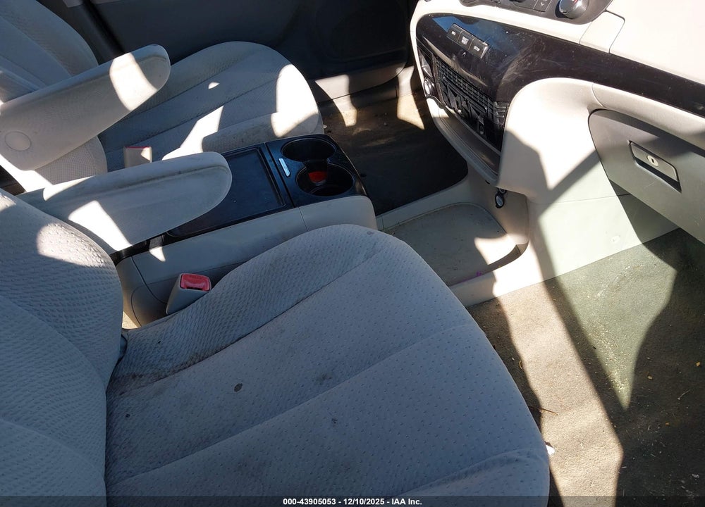 2012 TOYOTA SIENNA LE V6 8 PASSENGER VIN: 5TDKK3DC9CS234227