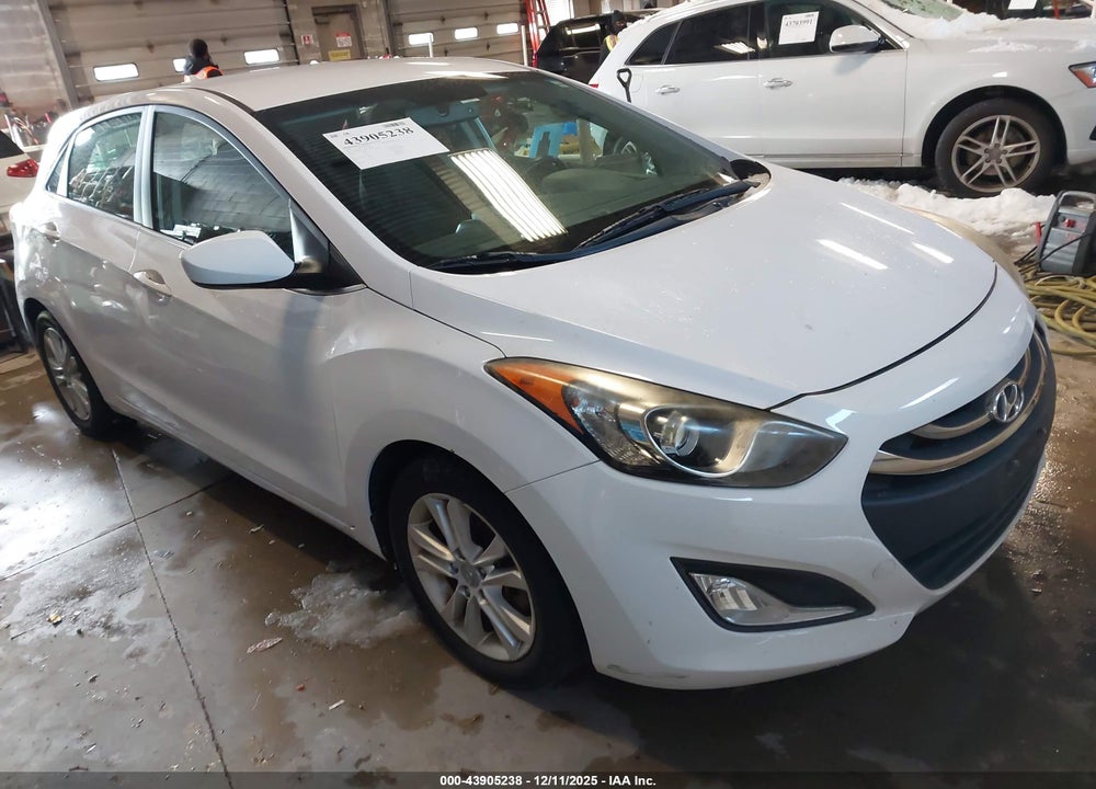 2013 HYUNDAI ELANTRA GT VIN: KMHD35LEXDU050881