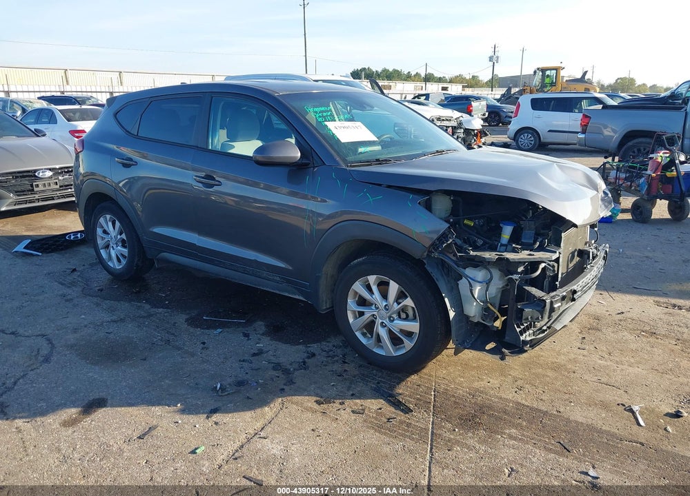 2020 HYUNDAI TUCSON SE VIN: KM8J23A42LU078936