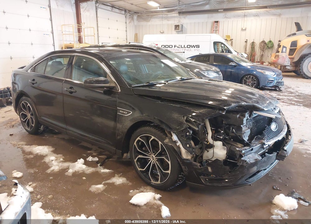 2016 FORD TAURUS SHO VIN: 1FAHP2KT3GG117399