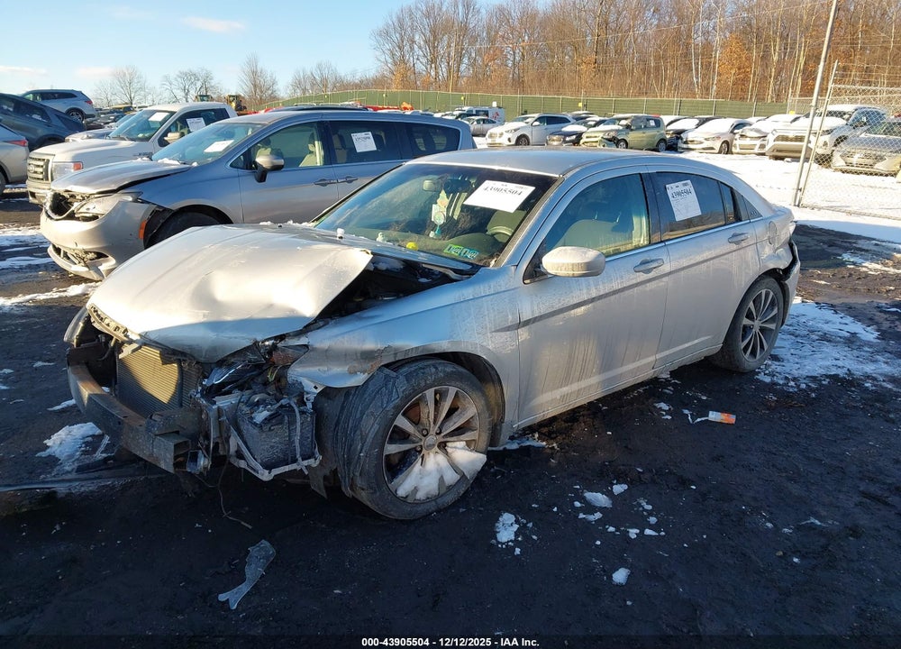 2012 CHRYSLER 200 TOURING VIN: 1C3CCBBG3CN250452