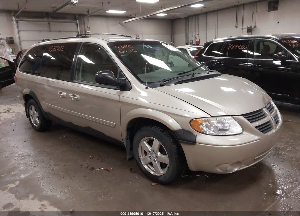 2007 DODGE GRAND CARAVAN SXT VIN: 2D4GP44L17R261033