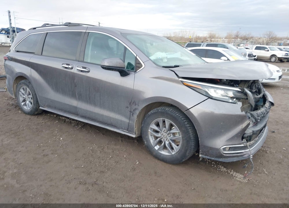 2022 TOYOTA SIENNA XLE VIN: 5TDYSKFC1NS051926