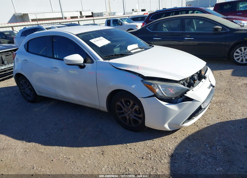 2020 TOYOTA YARIS LE VIN: 3MYDLBJV2LY707014