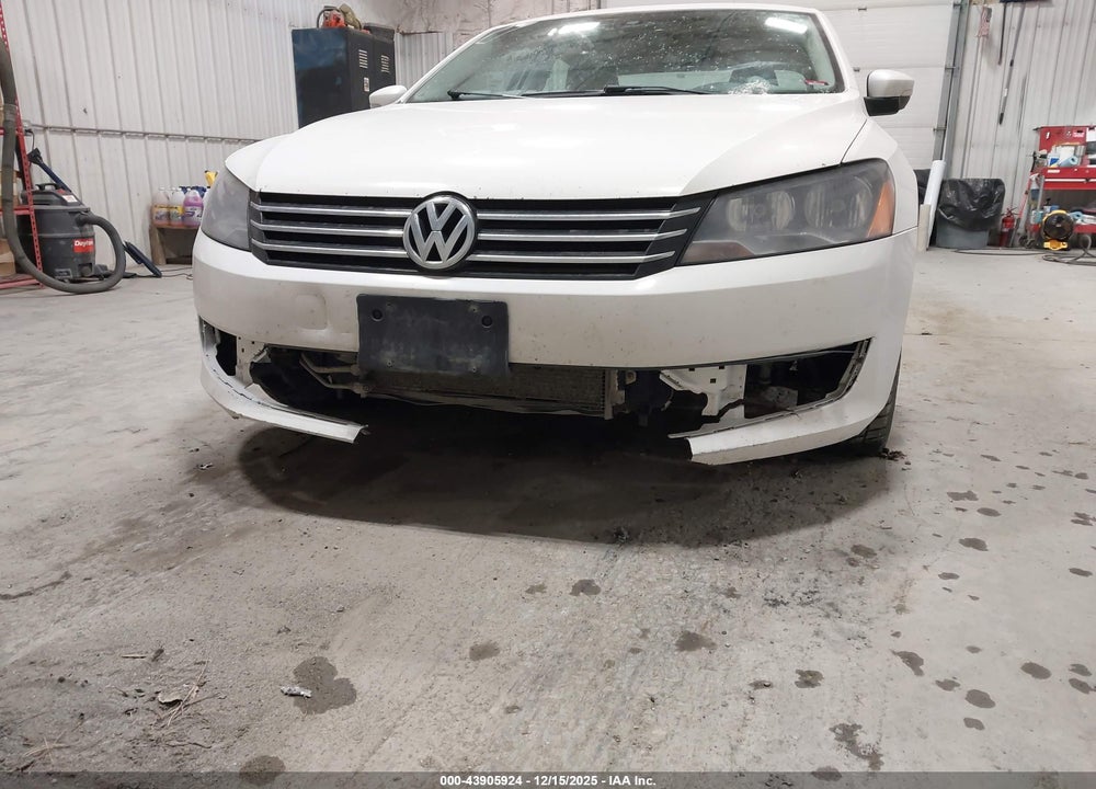 2014 VOLKSWAGEN PASSAT 1.8T WOLFSBURG EDITION VIN: 1VWAT7A38EC090062