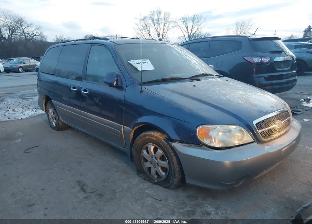 2005 KIA SEDONA EX/LX VIN: KNDUP132X56705456