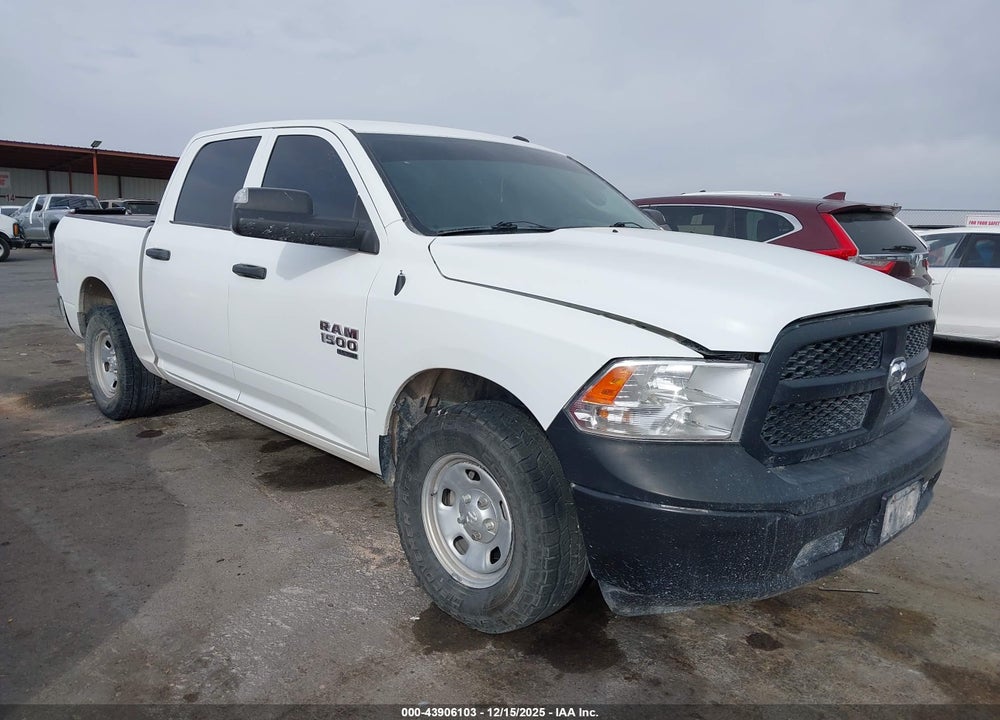 2022 RAM 1500 CLASSIC TRADESMAN  4X4 5'7 BOX VIN: 3C6RR7KG1NG375759