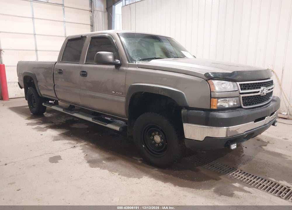 2007 CHEVROLET SILVERADO 3500 CLASSIC WORK TRUCK VIN: 1GCHK33U87F200936