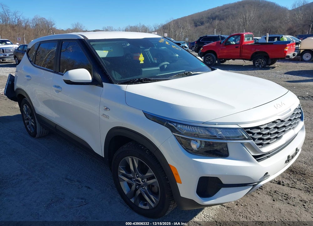 2022 KIA SELTOS LX VIN: KNDEPCAA3N7248655