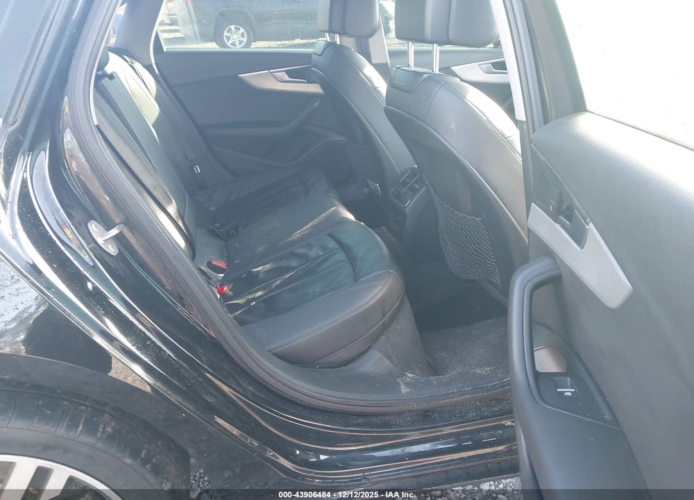 2017 AUDI A4 2.0T PREMIUM VIN: WAUENAF41HN013925