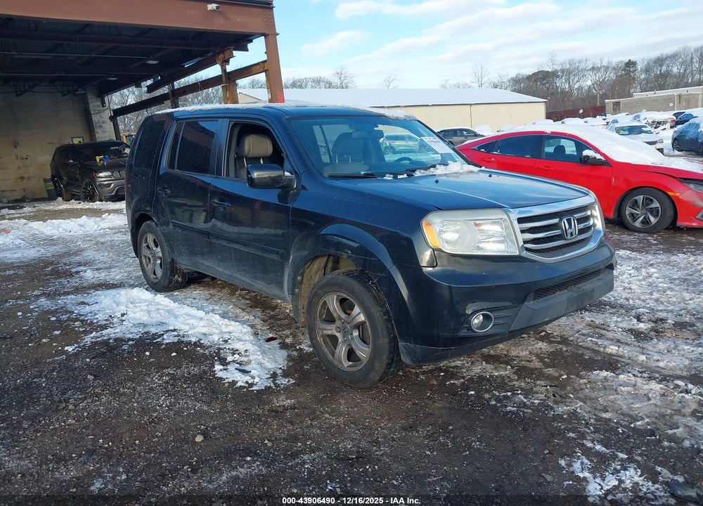 2015 HONDA PILOT EX-L VIN: 5FNYF4H55FB044613
