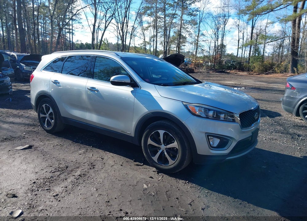 2016 KIA SORENTO 3.3L EX VIN: 5XYPHDA55GG175678