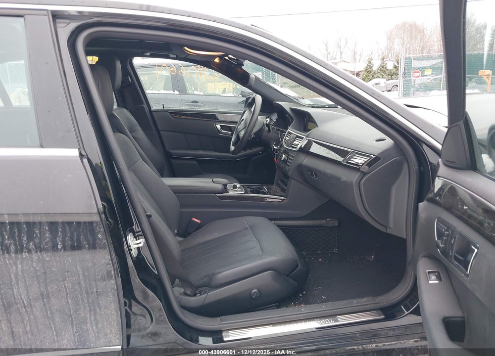 2010 MERCEDES-BENZ E 550 VIN: WDDHF7CB1AA029614