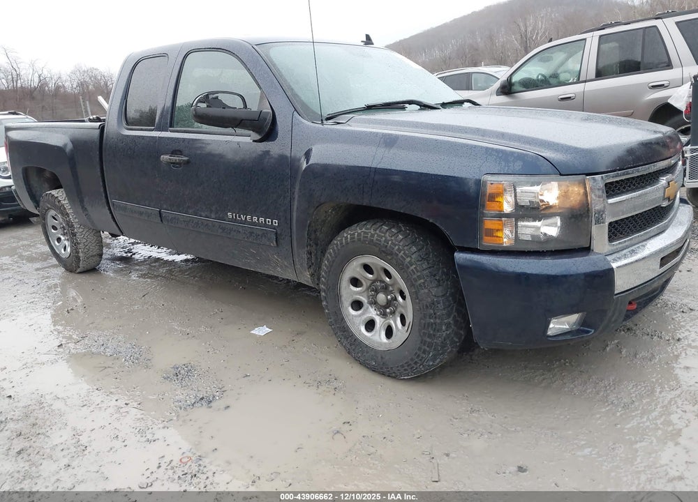 2010 CHEVROLET SILVERADO 1500 VIN: 1GCSKSE3XAZ271405