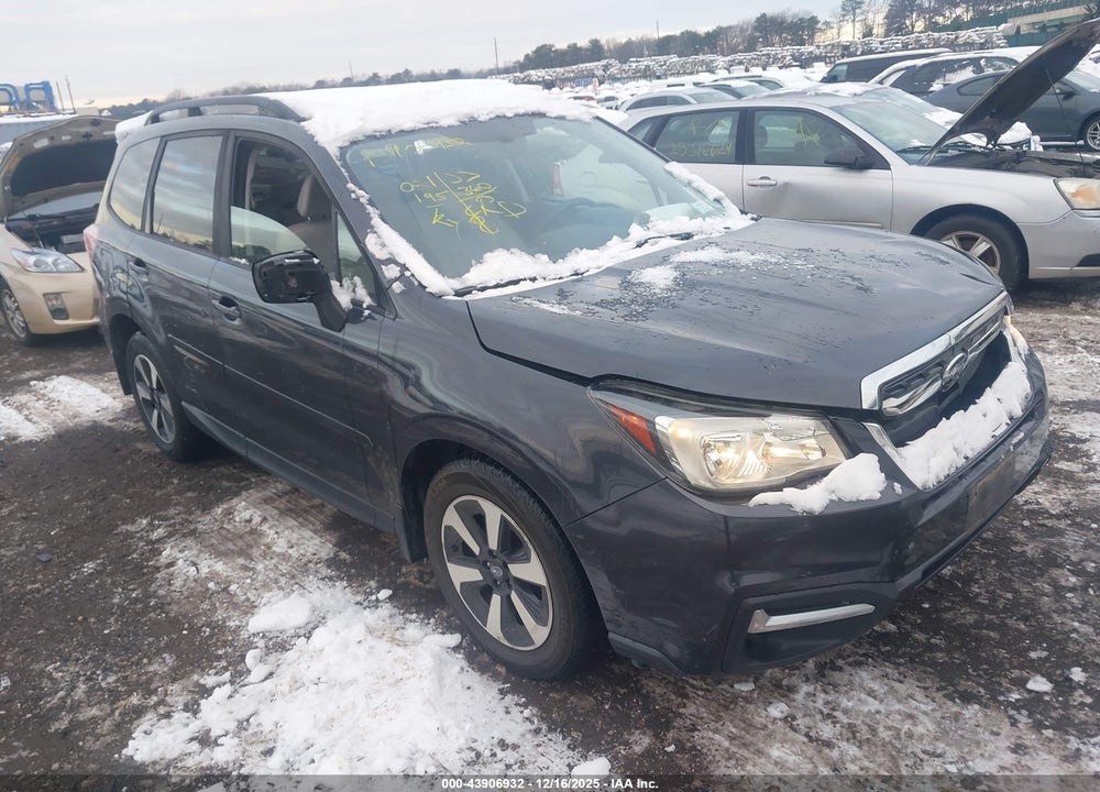 2017 SUBARU FORESTER 2.5I PREMIUM VIN: JF2SJADC1HH505253