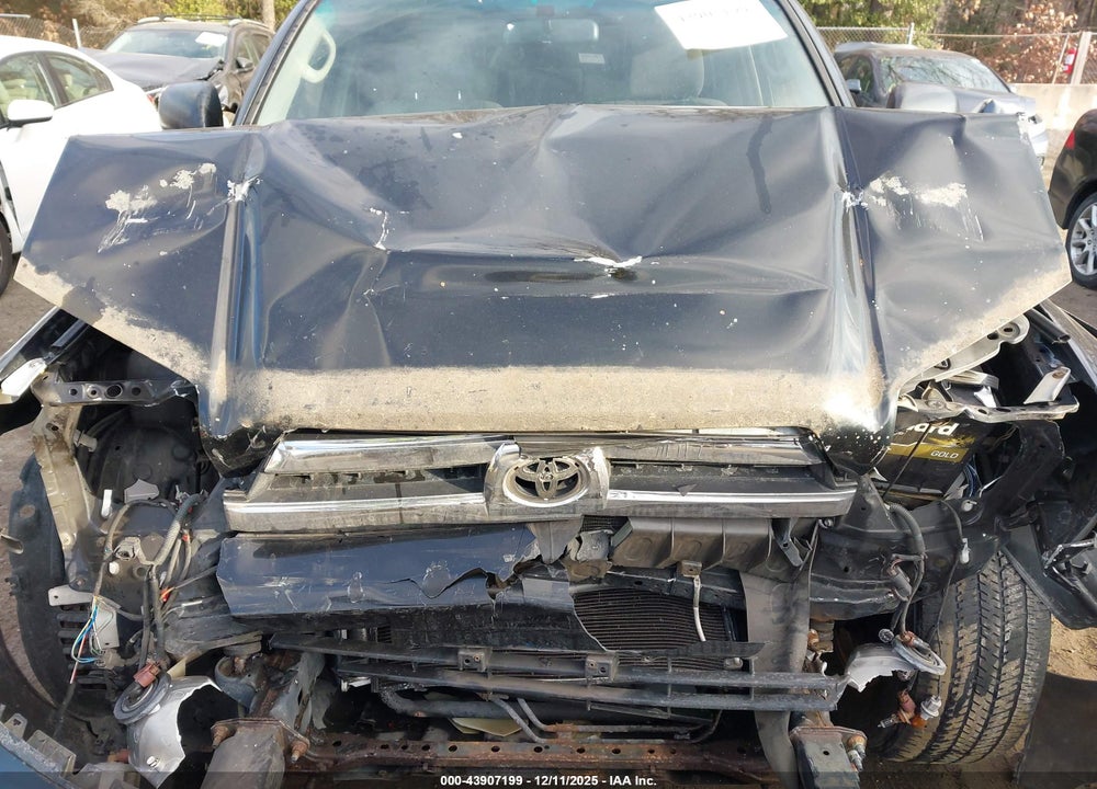 2005 TOYOTA 4RUNNER SR5 V6 VIN: JTEBU14R850065256