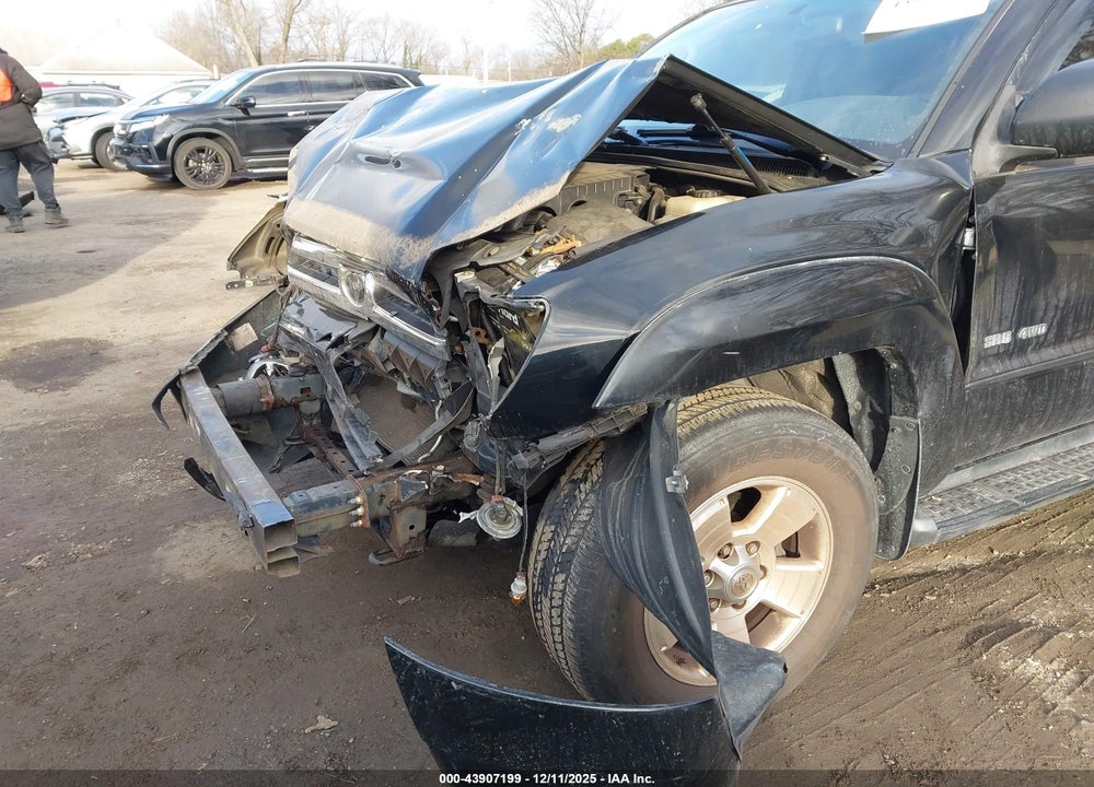 2005 TOYOTA 4RUNNER SR5 V6 VIN: JTEBU14R850065256