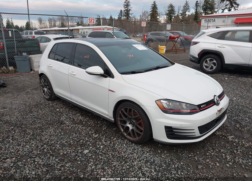2015 VOLKSWAGEN GOLF GTI 2.0T AUTOBAHN 4-DOOR VIN: 3VW4T7AU1FM081516