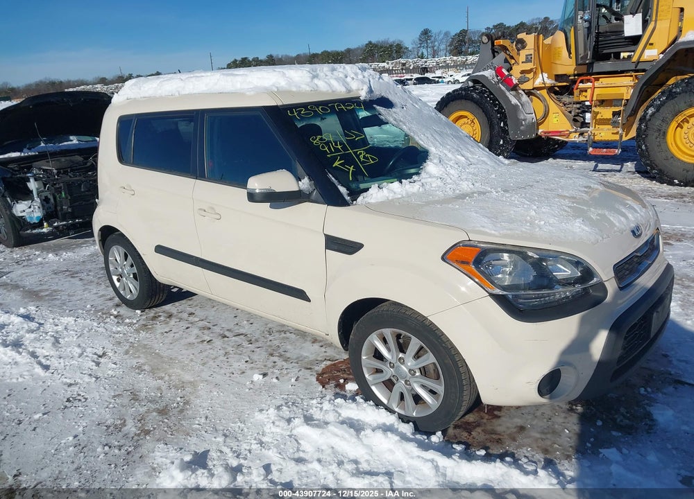 2013 KIA SOUL + VIN: KNDJT2A6XD7572779