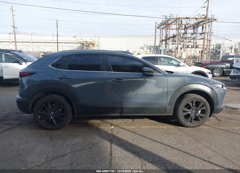 2022 MAZDA CX-30 CARBON EDITION VIN: 3MVDMBCL7NM449685