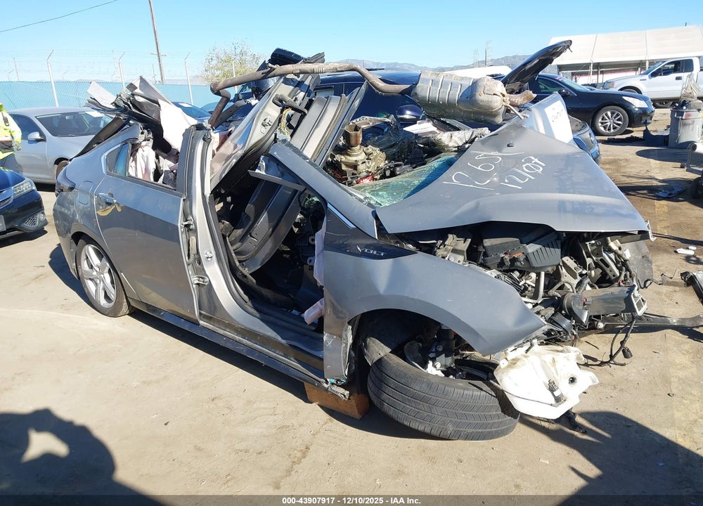 2017 CHEVROLET VOLT LT VIN: 1G1RC6S59HU211608