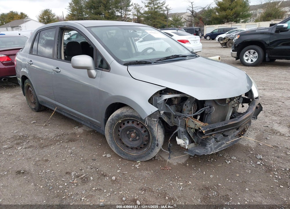 2011 NISSAN VERSA 1.8S VIN: 3N1BC1AP4BL423173