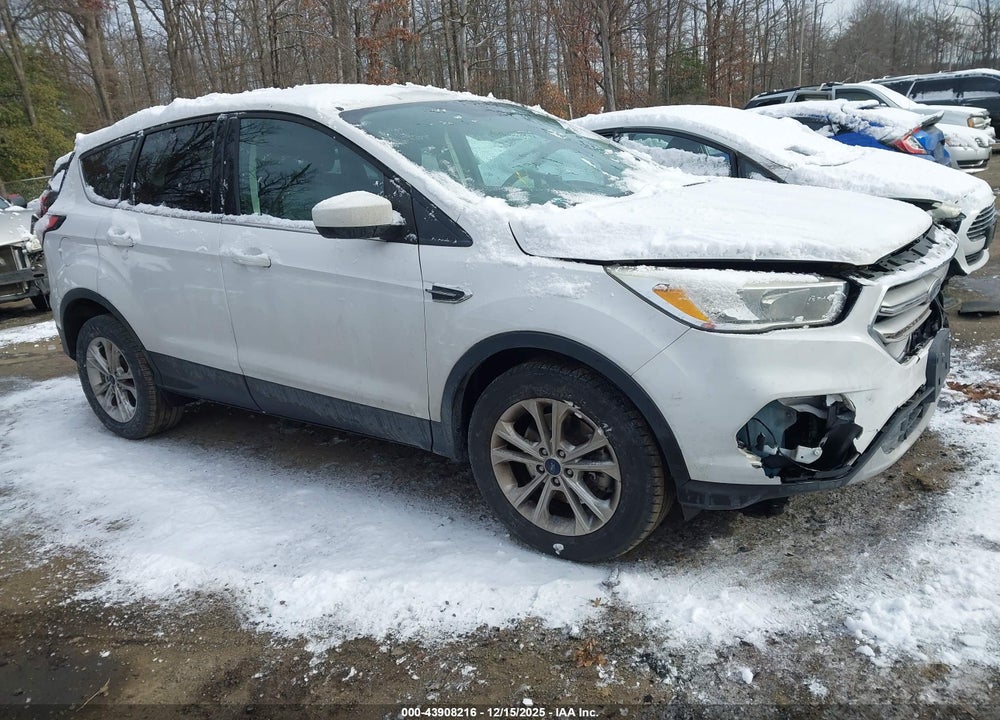 2017 FORD ESCAPE SE VIN: 1FMCU9GD6HUC44377