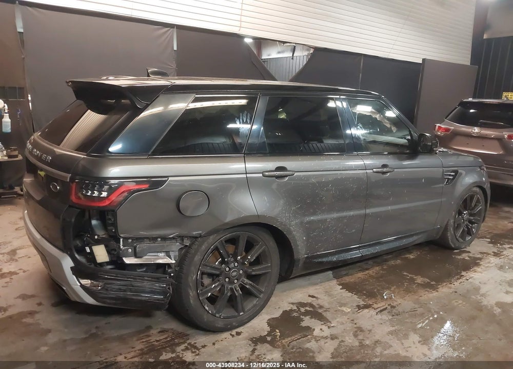 2018 LAND ROVER RANGE ROVER SPORT HSE VIN: SALWR2RV1JA194424