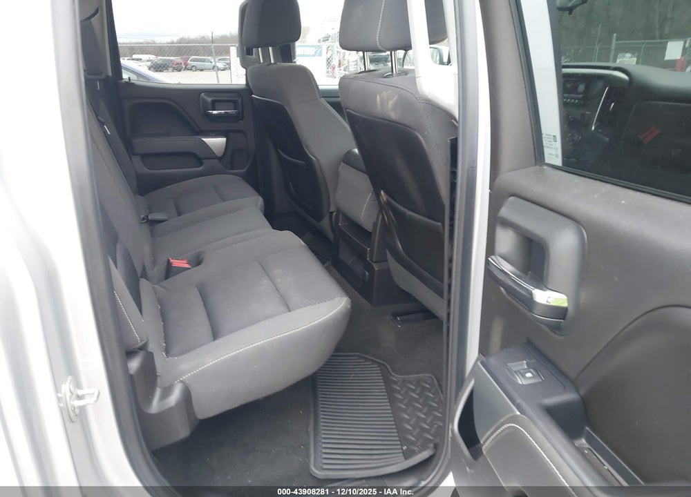 2015 CHEVROLET SILVERADO 1500 1LT VIN: 1GCVKREH0FZ299674