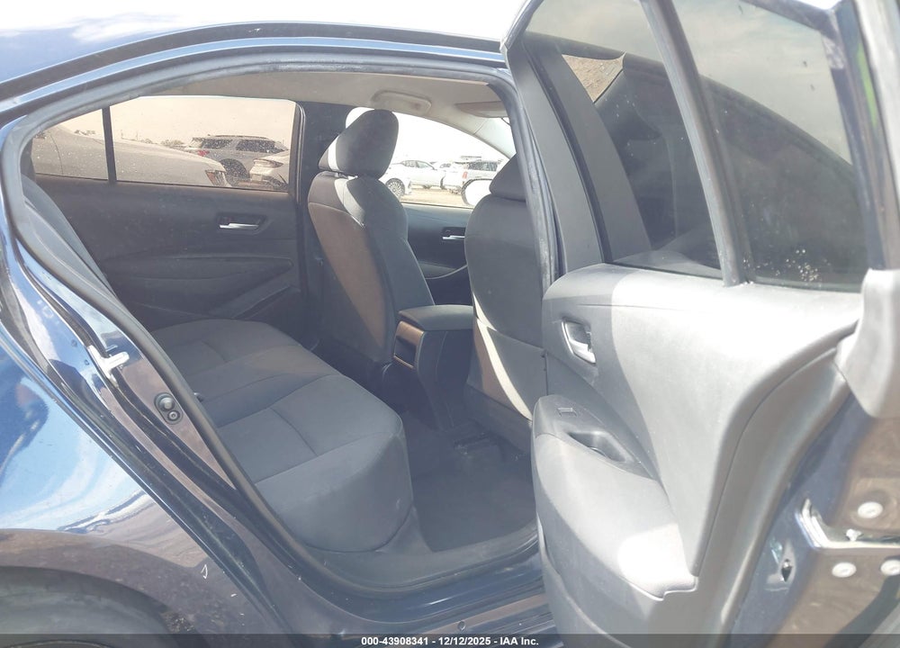 2021 TOYOTA COROLLA LE VIN: 5YFEPMAE8MP234921