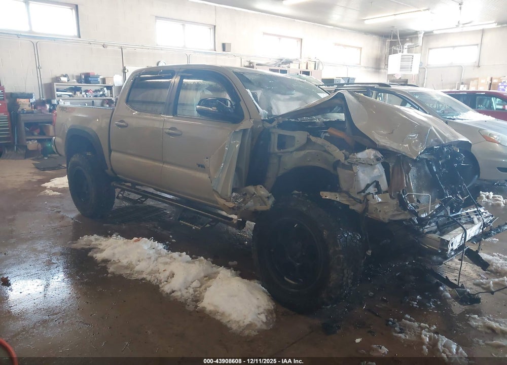 2018 TOYOTA TACOMA TRD OFF ROAD VIN: 3TMCZ5AN8JM153654