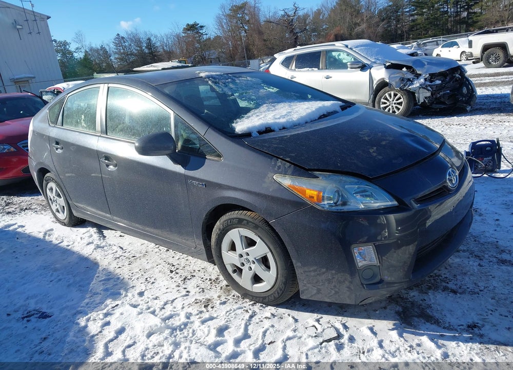 2011 TOYOTA PRIUS TWO VIN: JTDKN3DU2B1377581