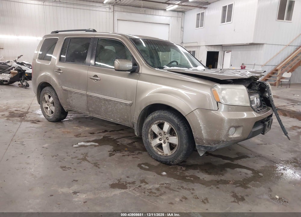 2011 HONDA PILOT EX-L VIN: 5FNYF4H53BB065941