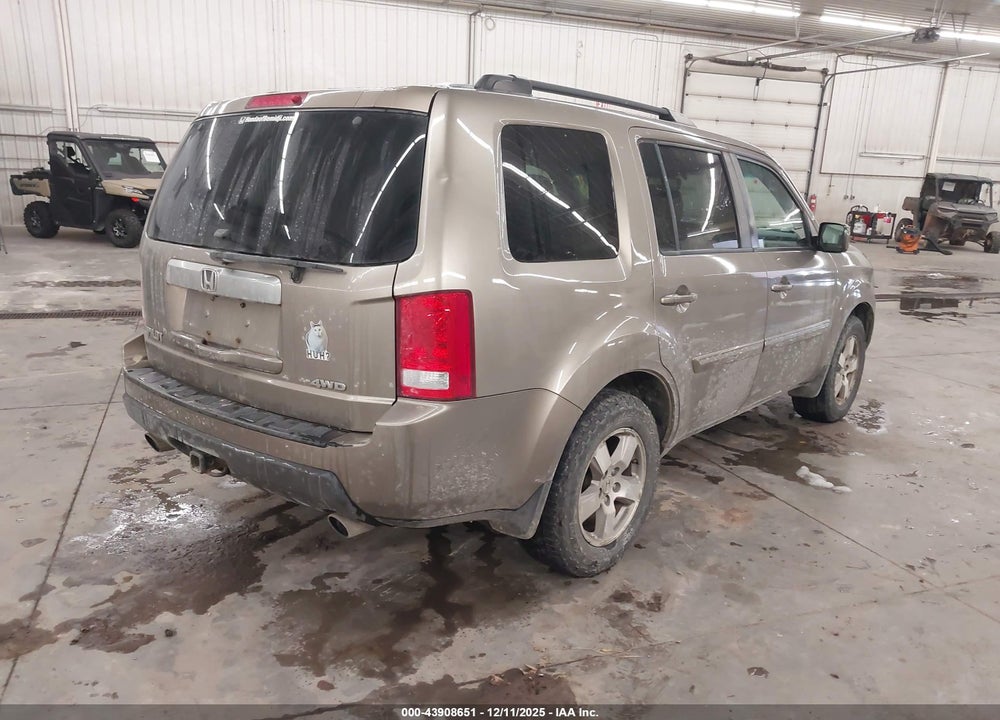 2011 HONDA PILOT EX-L VIN: 5FNYF4H53BB065941